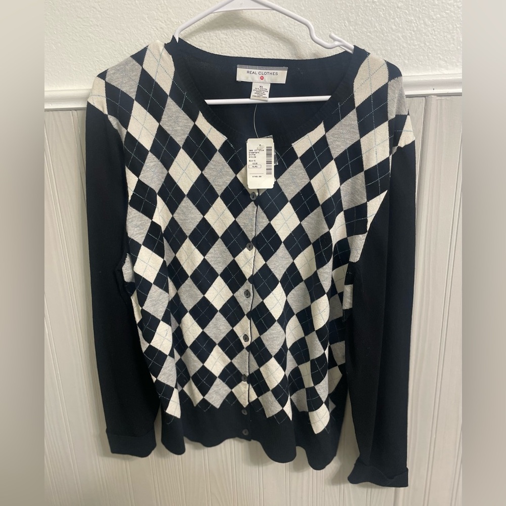 Real Clothes Women’s Argyle Cardigan Sweater Black Gray Sz XL saks Fifth Avenue